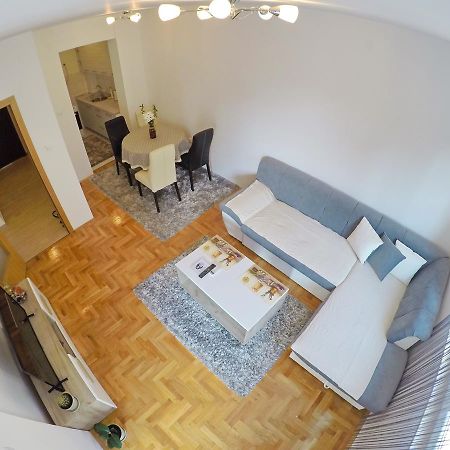 Apartman Beliville.Lux Trebin Dış mekan fotoğraf