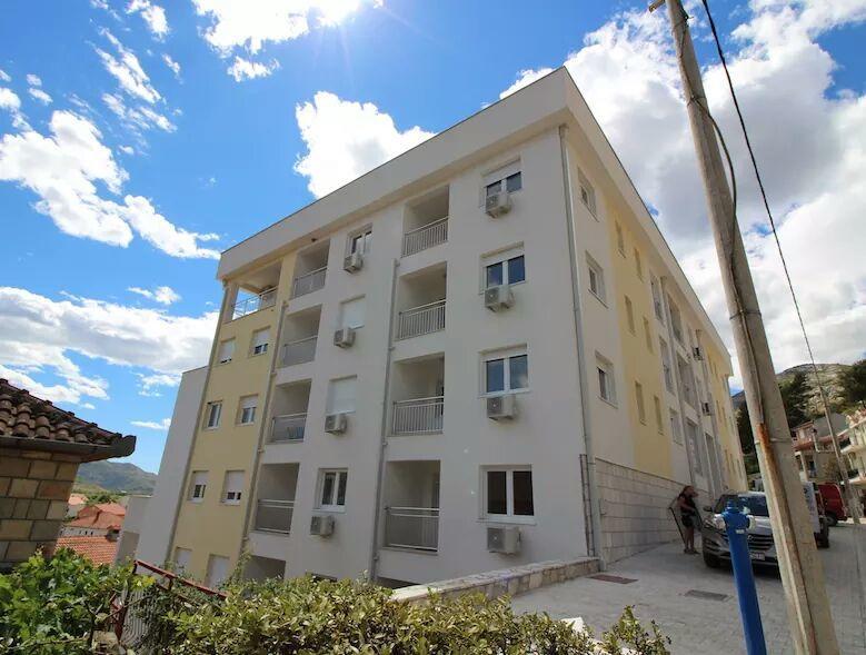 Apartman Beliville.Lux Trebin Dış mekan fotoğraf